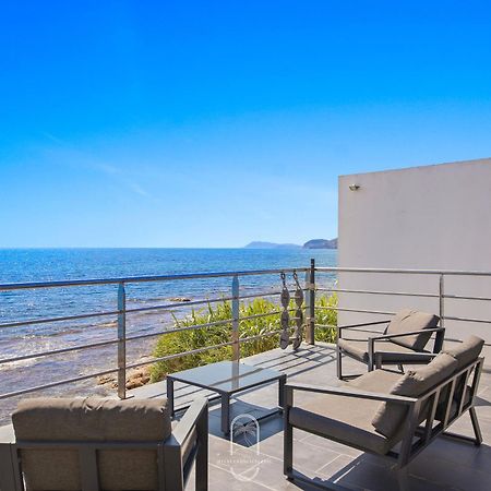 Maison Sur L'Eau-Hyeres-Almanarre-Parkings Clim Wifi By Hc المظهر الخارجي الصورة